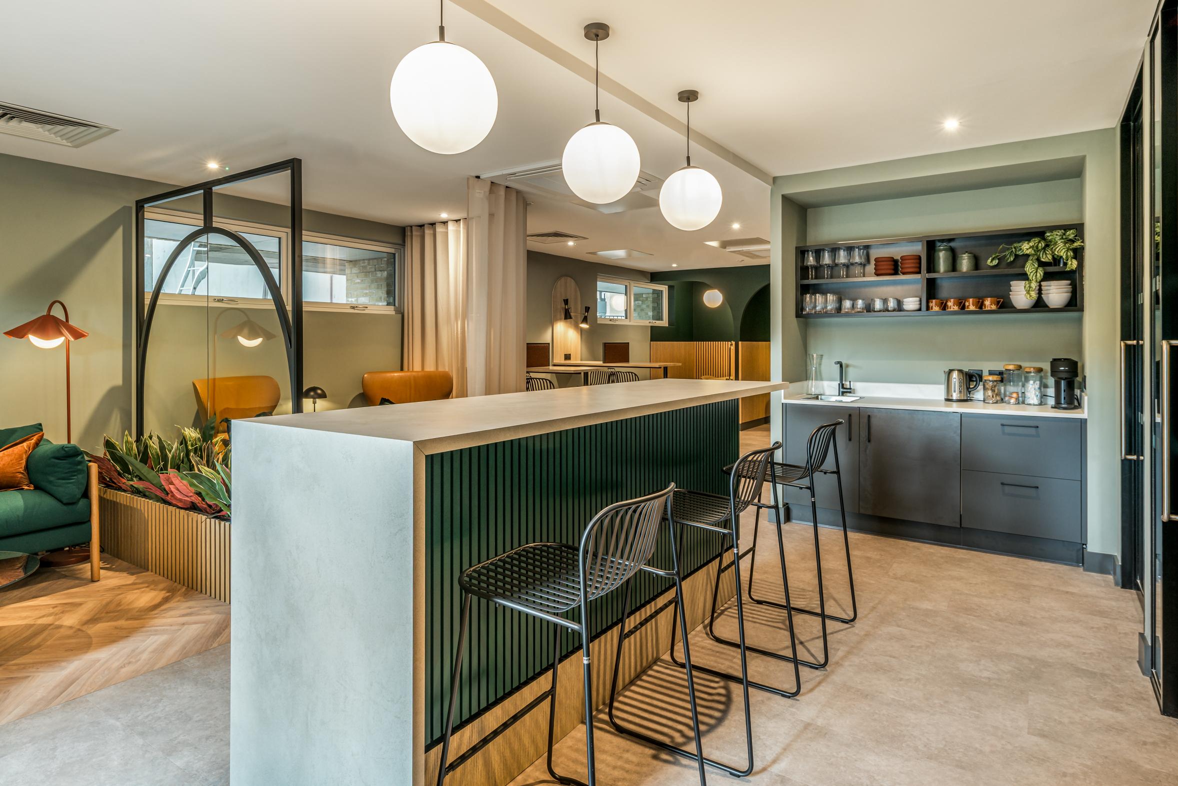 Kew Bridge Rise - Image 6